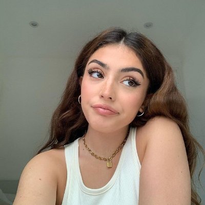 GuzmanJCrystal's profile picture. “Imperfection is beauty, madness is genius and it's better to be absolutely ridiculous than absolutely boring.”
― Marilyn Monroe