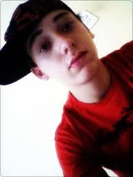 A moda agora é I.N.S.A.N.E ........ Ridynatic number 1