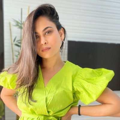 neaadesai's profile picture. Clubhouse: @neaadesai IG: @neaadesai  Founder: @n21.in