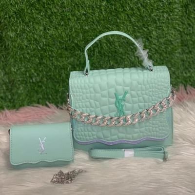 AdjeiNickel's profile picture. Am always happy when I listen to music💖💫🌟🎵🎤🎧