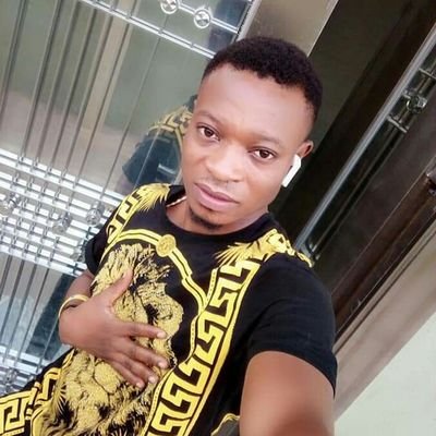 ipintaye's profile picture. 