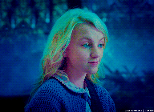 Luna Lovegood, tímida, sempre leal aos amigos, torna as coisas que são complexas fáceis e calma.