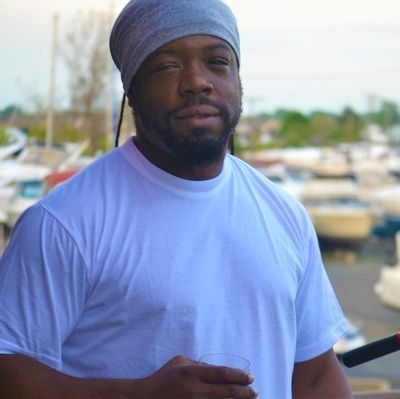 EMCEE, FILMAKER, DIRECTOR ,TV SHOW (The Videoshop) CO-OWNER. CEO of 21-C-ELITE RECORDS Interests: LEARNING ABOUT EVERYTHING THAT I CAN DURING THIS LIFETIME.