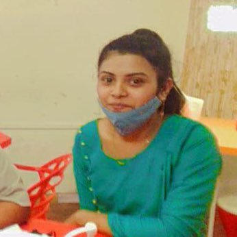 PriyaMa26358859's profile picture. Queen