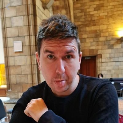 Entertainment + Political Chat // Artworker // Meme Artist // A Phony Xbot Nintendrone Fan who plays PC // Buy me a coffee: https://t.co/f6KgkzvHoS