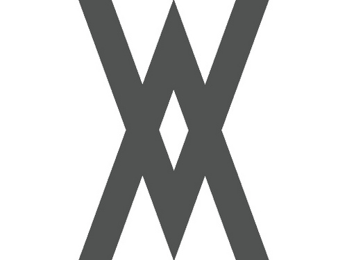 VanessaKnox's profile picture. Former Co-Founder and Head Designer of Isabella Oliver, I left to set up Vanessa Knox, a woman's wear brand that caters for the stylish modern woman.