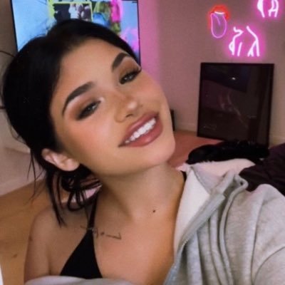 nessalony's profile picture. COUNTING CRIMES