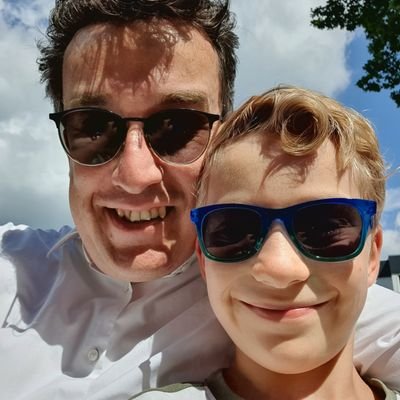 Father of 4, Husband of 1, Engineering, hot guitar riffs, hot libertarian takes. If you like my tweets, give me a follow... 🎸🤘 Also tweets in Dutch! 🇺🇲🇳🇱