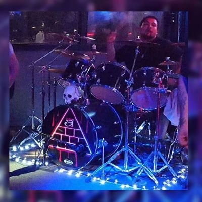 urdarkesthour7's profile picture. guy from socal , drums , music , piercings  , and tattoos
