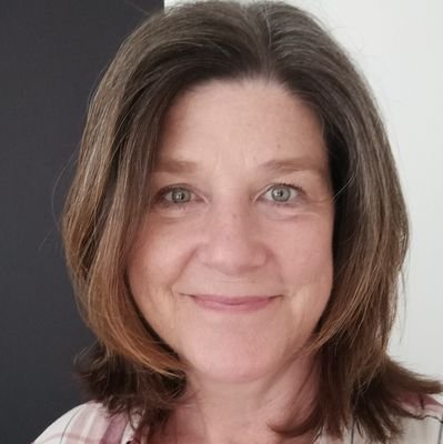 EmmHerb's profile picture. North Yorkshire lass languishing in Sydney, raising 3 young men and a dog. Underemployed and loving life.