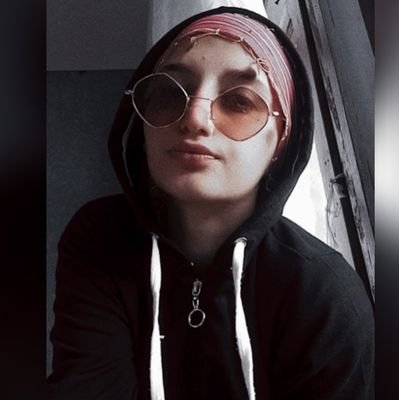 İnstagram (kalenderfigen008) Her insan bir değildir sakın unutmayin 👍😉