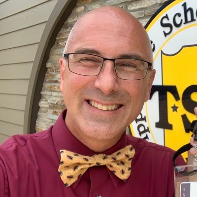 Realtor, @properties-The Russell Company; 6th Grade Math Teacher, Southwestern MS, Lafayette IN; Transplanted Cheesehead; Tweets are my own.