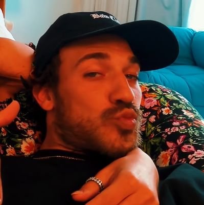 adamorviich's profile picture. Aqui é um cantinho de muito amor e admiração, dedicado para o @adamovich_igor ❤