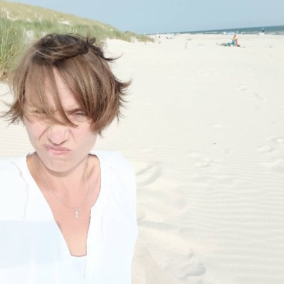 sebajka's profile picture. Żona, matka czwórki, wiejska nauczycielka.