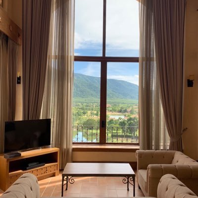 Nora36240716's profile picture. 나는 뭘 잘하는 사람일까? 아직도 자아 찾는중