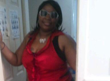 A hard working mom, who does all i can 4 my 2 beautiful kids who is living life 2 da fullest, and have low tolerance 4 BS!!