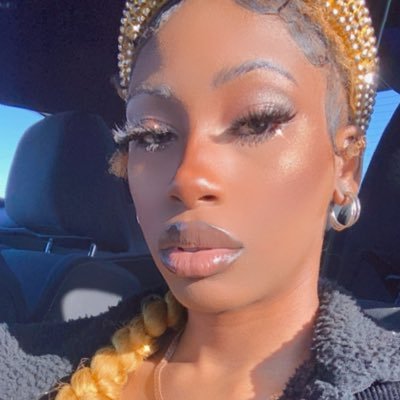 Im A Handful , But Thats Why You Got 2 Hands...😉