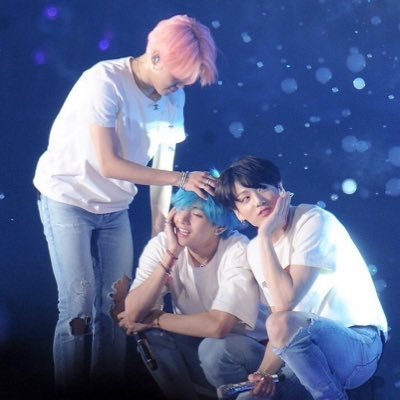交換・取引💜友人分のツイートもします💜成人済💜BTS・TXT・ENHYPEN・TREASURE・IVE・ALD1🏎️💕