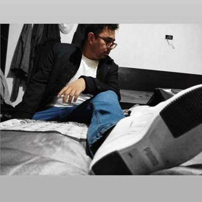 jonatan_sinh's profile picture. Intentando hacer algo por la vida.