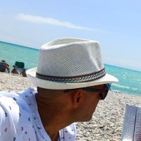 ₡ẠPÐẸ₡Ø₡Ø (@capdecoco) 's Twitter Profile