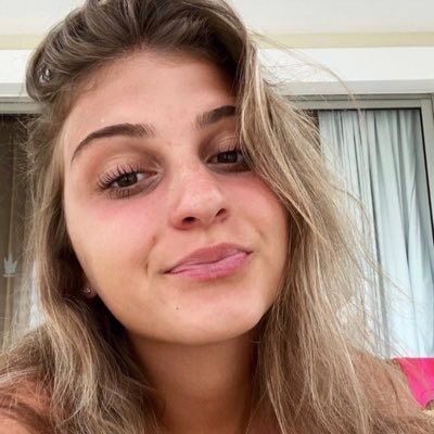 elissa_deenis's profile picture. mn20