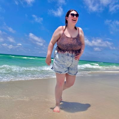 hayleyohara13's profile picture. allergic to life