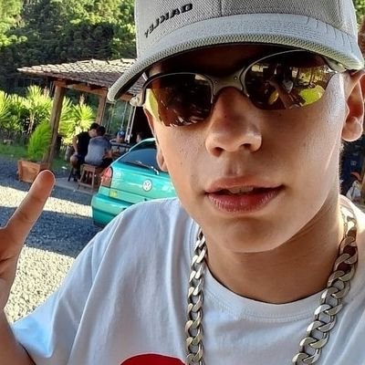 Deus é mais