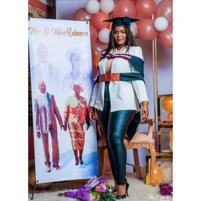 The steps of a righteous man are ordered by the Lord.IG:@tinny_lequeen Luke1:37 A child of a farmer 🧑🏻‍🌾👨🏻‍🌾 A Two Times Graduate 🎓🎓13.06.21🕊A wife🐄💍