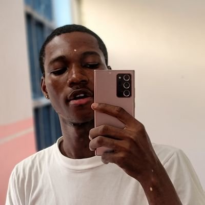 Fastsave15's profile picture. Young