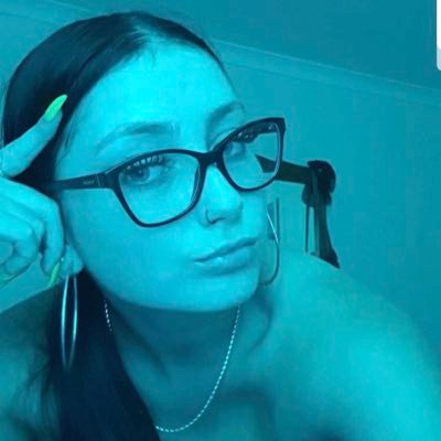Single🍡 Professional Trader🍡Private Investor🍡 Financial Advisor at Mutual Shares LtD NY🍡 Pet Lover🍡 Country Girl🍡 Realtor🕊
