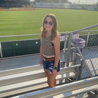 LHS Class of 22”💛💜 Living my best life✨✨