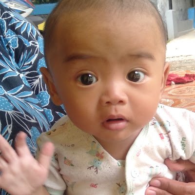 abangrestu3's profile picture. Jangan terlalu mencintai