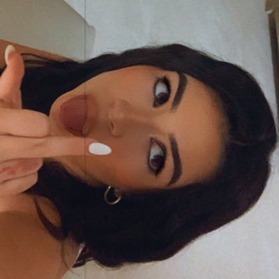 delamadridjuli's profile picture. Pedes in terra ad sidera visus.