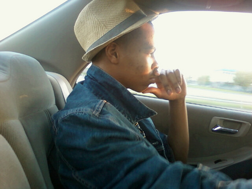 SplashyLivin_K's profile picture. New Twitter Yall, Just Follow Back !