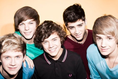1DirectionTown's profile picture. One Direction Fan Page :) follow our personal accounts @ibelieb1dx and @iHeartZaynM x