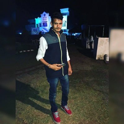 Nirajni's profile picture. #Aadarsh insaan🙏🏻