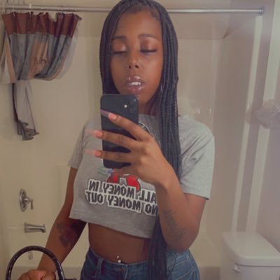 __Diamond021698's profile picture. God Is Great💯🙏