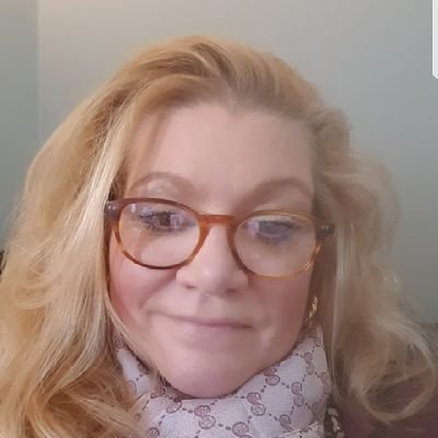 sandiealbery's profile picture. Now living in Cornwall