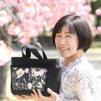 handmade mo＊moリバティプリントの布雑貨専門店@2024円で初売りします(@handmademomo_m) 's Twitter Profile Photo