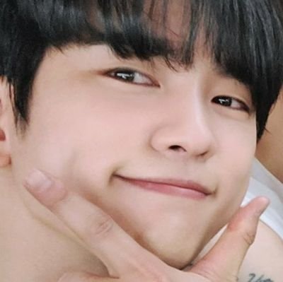 jy_19940922's profile picture. @JINYOUNG 💕