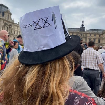 ReveillonsNous_'s profile picture. Révolté par le mensonge, la mauvaise foi et la manipulation ambiante ! #Gaulliste Je n’appartient à aucun parti à part celui de la 🇫🇷#NonAuPassDeLaHonte