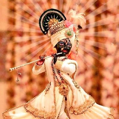 Nationalist 🇮🇳|| 👩💻Software Engineer ||
👩🎤Singing is my passion ||
🎶 Can't live without music
#IndiaFightsCovid ✊🇮🇳
