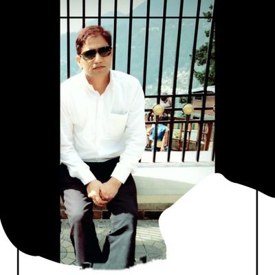 TehseenArif16's profile picture. Teacher