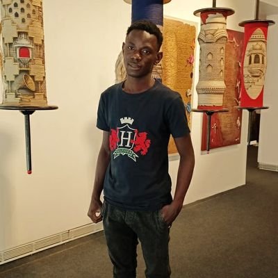 etudiant en interieur design qu'Allah facilite le reste pour moi Amine🕋🙏🕋🙏