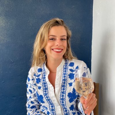 Yorkshire girl living in London doing law stuff. Lover of dogs. Retweeter of memes 🌱