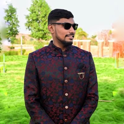 Dharmik74679187's profile picture. 😎Computer Engineer😎