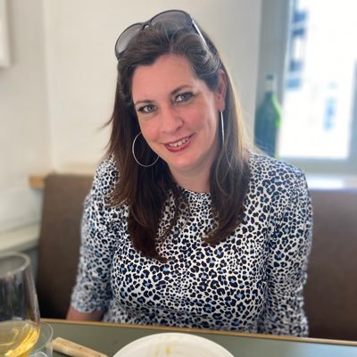 Executive Director Development & Public Affairs @E_N_O | History of fundraising @RogareFTT | Trustee @OrangeTreeThtr & @PuseyHouse | Wearer of red lipstick