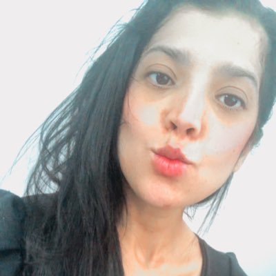 umα meniinα ...uma mulher... bem diferente !tudo bem , elα sente, ela ri, elα chorα, elα viive ! por essαs e outrαs rαzões , que sou diiferente .