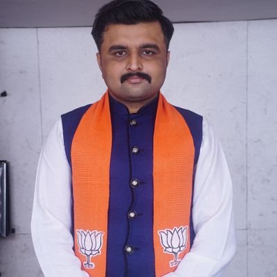 Lecturer and
General Secretary, BJYM Surendranagar District