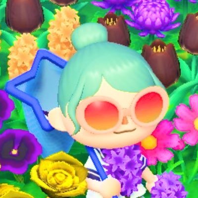 AcnhRed's profile picture. ACNH all the way. she/her. UK, over 40, Northern hemisphere, peaches/pansies. 🌈